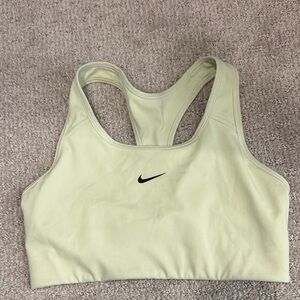Nike Women's Citron Sports Bra. Medium.